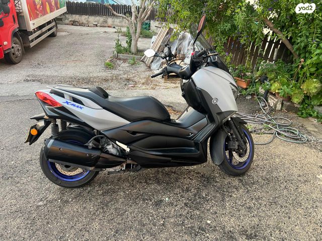 ימאהה X-MAX 300