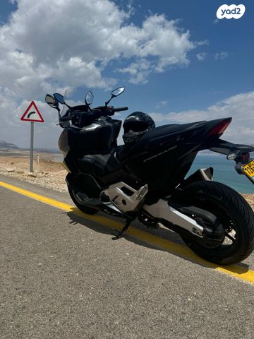 הונדה פורזה 750