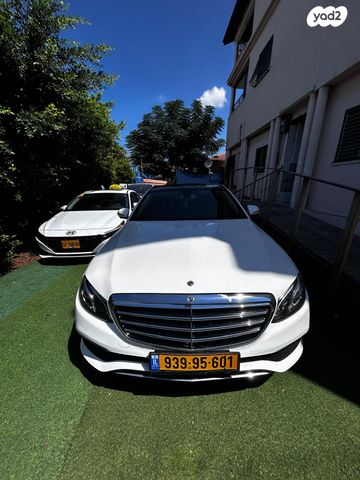 מודעת רכב מרצדס-בנץ E-class