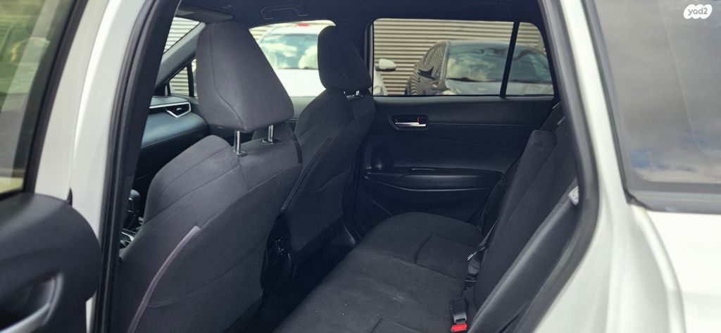 טויוטה קורולה קרוס