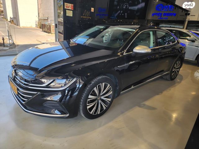 מודעת רכב פולקסווגן ארטאון