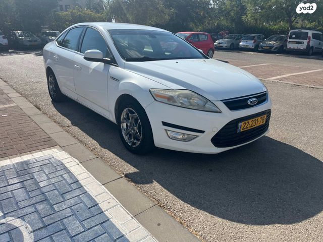 מודעת רכב פורד מונדאו