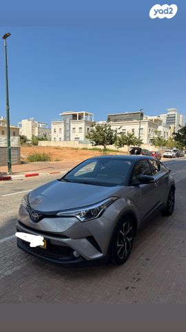 מודעת רכב טויוטה C-HR