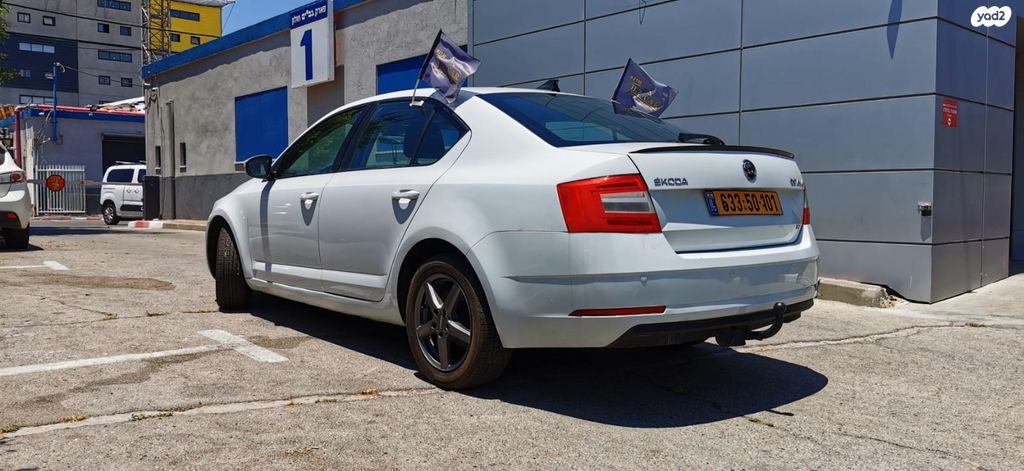 סקודה אוקטביה