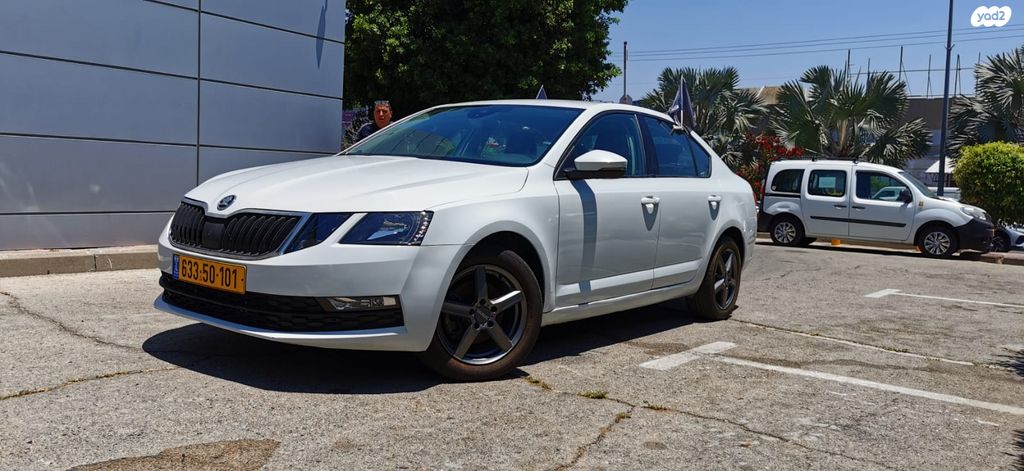 סקודה אוקטביה