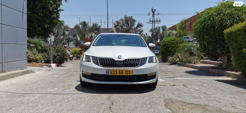 סקודה אוקטביה