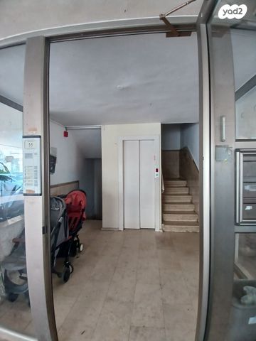 דירה, הרב אברהם יצחק הכהן קוק 55, הר שלום, בני ברק