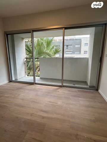 שמעון בן צבי 27