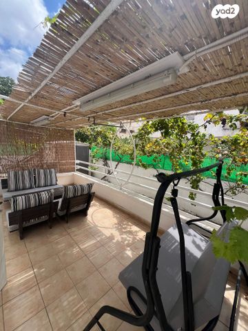 דירת גן, איתיאל 32, התקוה, בית יעקב, נווה צה"ל, תל אביב יפו