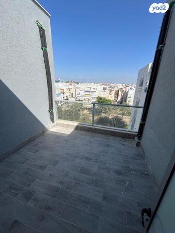 גג/ פנטהאוז, אברהם שפירא 25, רובע ו', אשדוד