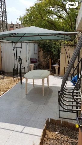 בית פרטי/ קוטג', הקנאים 5, לבאות, ערד