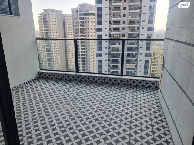 דירה, דרך ששת הימים 101, סלע, רחובות