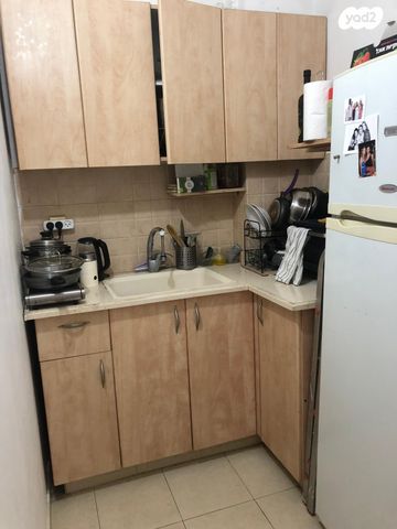 דירה, שפינוזה 11, הצפון הישן - דרום, תל אביב יפו