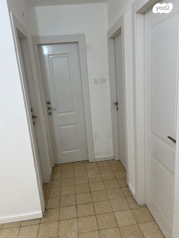 דירה, יוסף אהרונוביץ' 29, נווה רמז, חולון