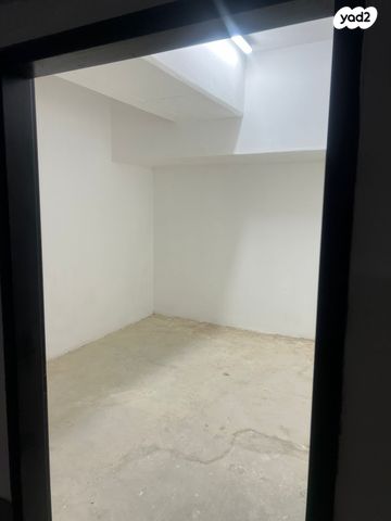 חנויות/ שטח מסחרי, הכשרת היישוב 7, מב"ת מערב, אזור תעשייה חדש, ראשון לציון