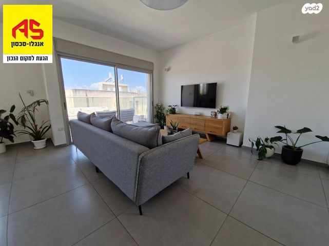 גג/ פנטהאוז, בן יהודה, מרכז, הרצליה