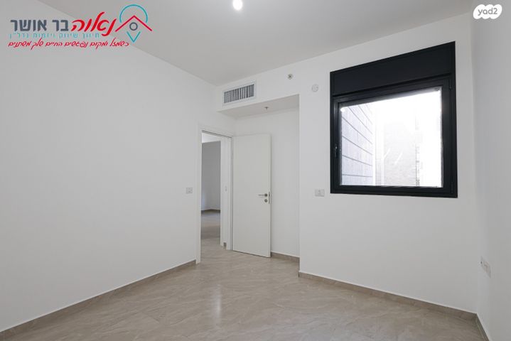 דירת גן, סוקולוב 12, רוטשילד עצמאות, בת ים