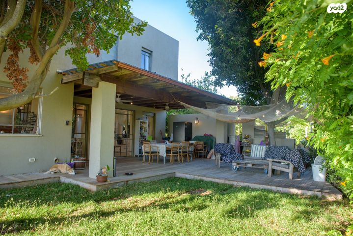 בית פרטי/ קוטג', כפר מנחם