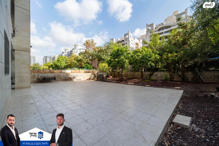 אליהו בן חור 