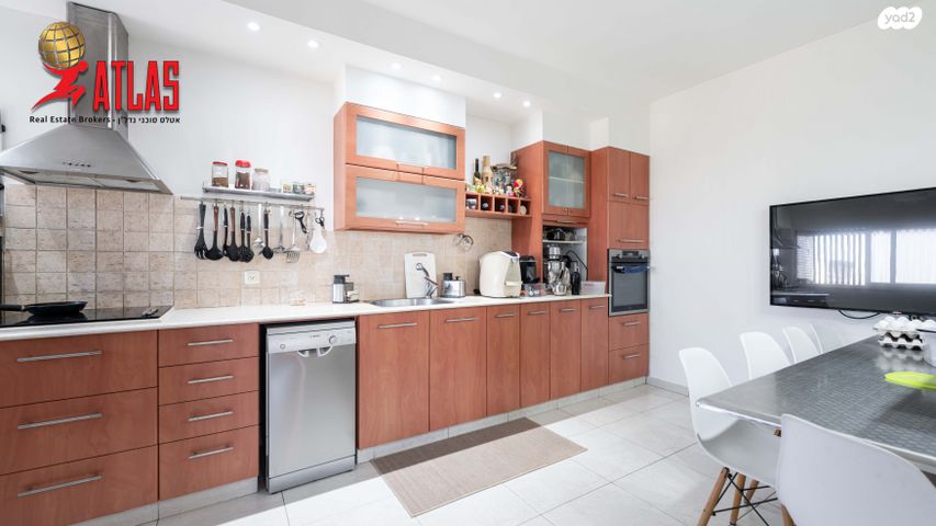 דופלקס, הרב לנדרס 3, רמת עמידר, רמת גן