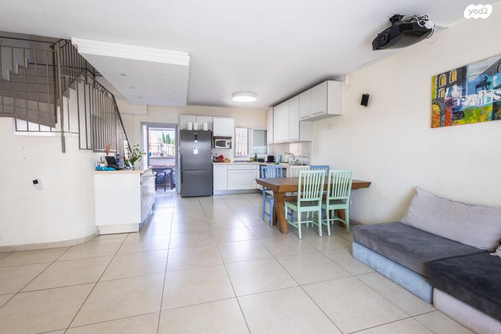 דופלקס, כפר סבא