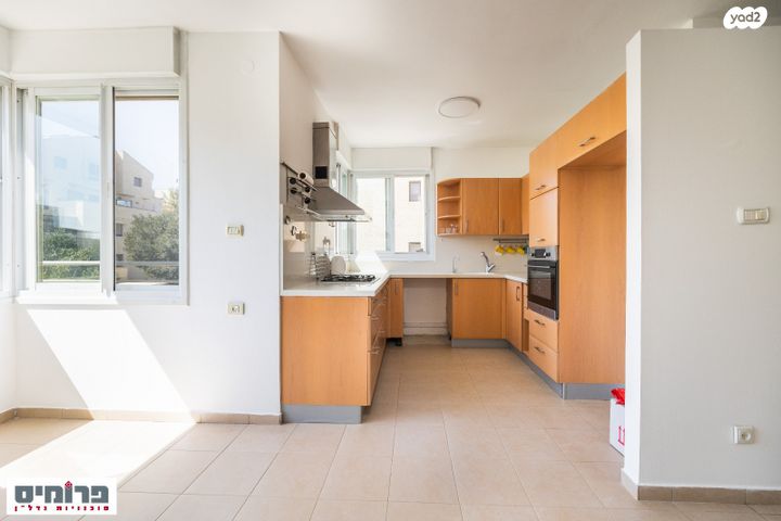 יעקב שריבוים 