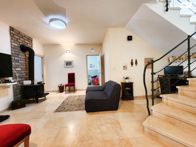 בית פרטי/ קוטג', כפר ורדים