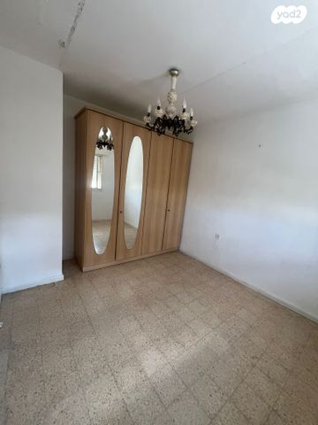 דירה, שפרינצק 15, גבעת אוסישקין, נהריה