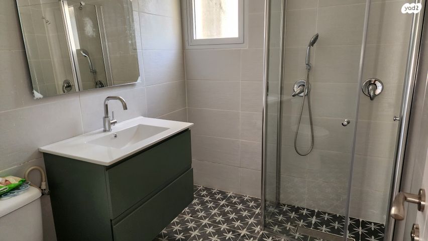 דירת גן, קרני שומרון