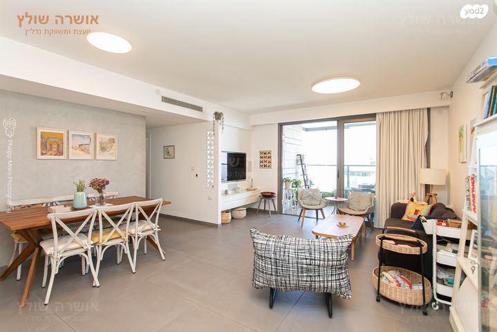 דירה, שדרות אבא חושי 151, סביוני הכרמל, חיפה