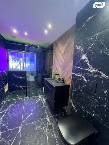 דירת גן, שדרות רוטשילד 120, לב תל אביב, לב העיר צפון, תל אביב יפו