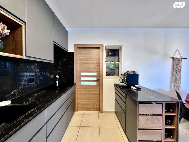 דירה, הרב מכלוף יאנה 1, משכנות זבולון, נתניה