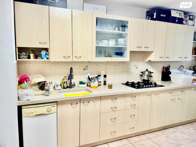 דירה, עקיבא, נווה דוד רמז, רעננה