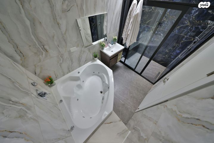 דו משפחתי, אלכסנדר זייד 41, קרית חיים מזרחית, חיפה