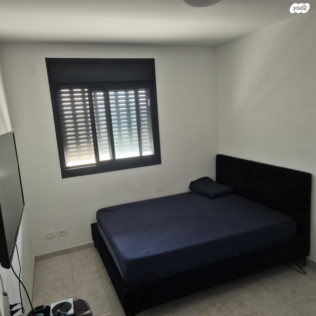 דירה, הצנחנים, אריק שרון, נהריה