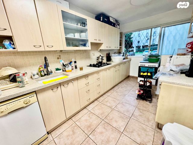 דירה, עקיבא, נווה דוד רמז, רעננה