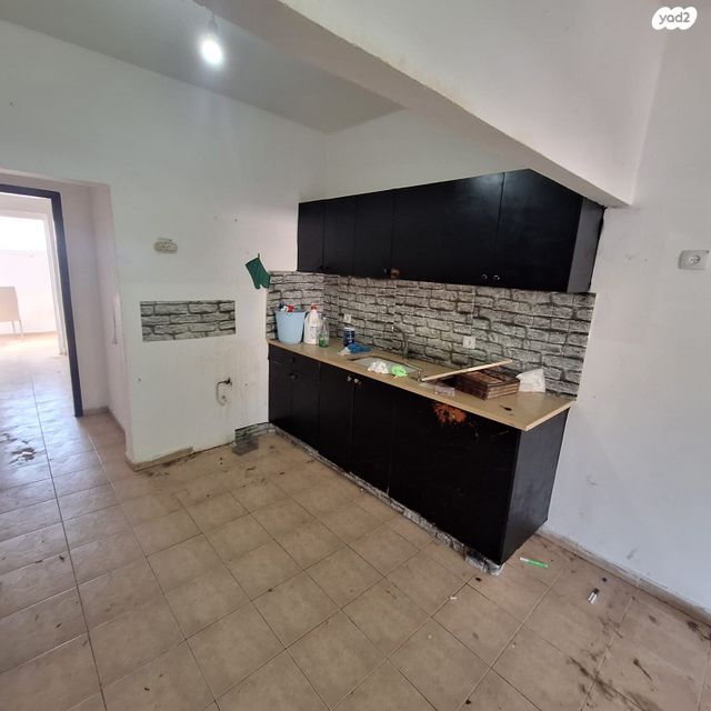 דירת גן, קרית ים