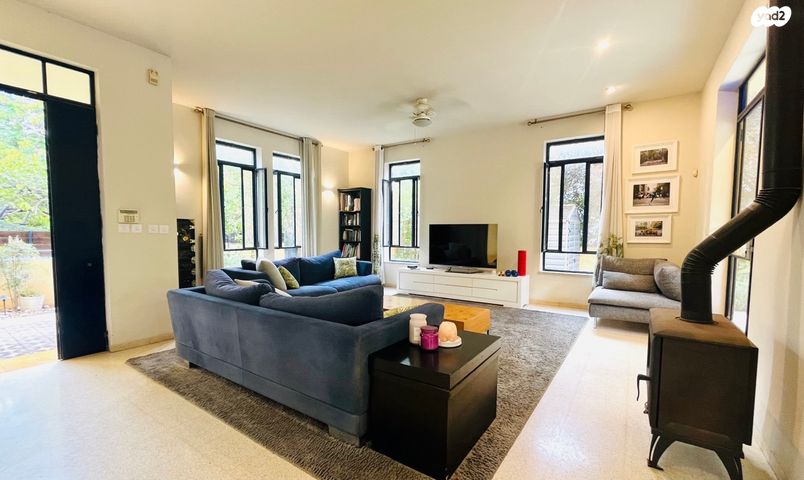 בית פרטי/ קוטג', בנה ביתך, קדימה צורן