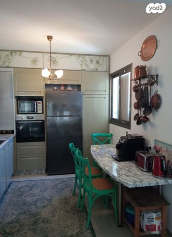 דירה, הנביאים, דרום מערב ותיק, בת ים