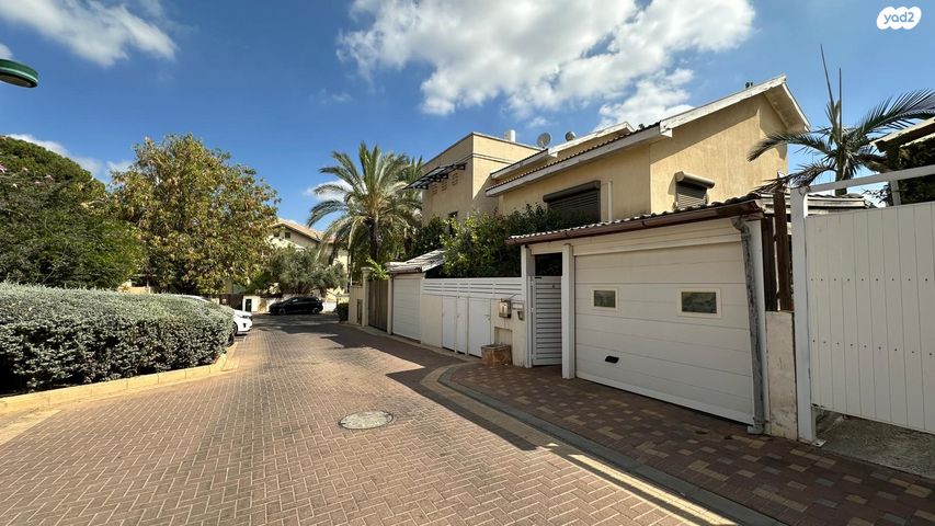 בית פרטי/ קוטג', תשרי, רמתיים, הוד השרון