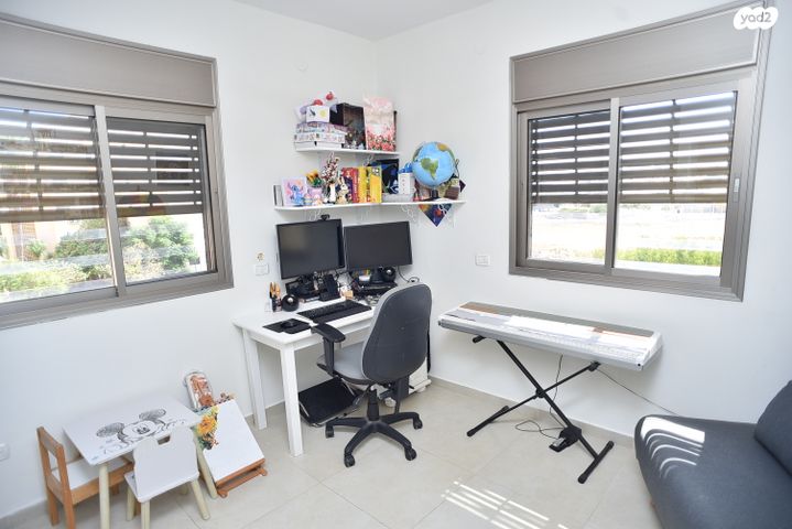 דירה, דרך האילנות, גדרה הצעירה, גדרה