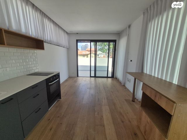 דו משפחתי, גני אילן, קרית אונו