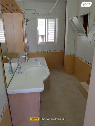 דירה, מגדל העמק