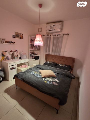 דירה, אוסקר שינדלר, באר שבע