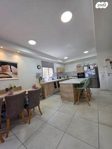 דירת גן, אופקים