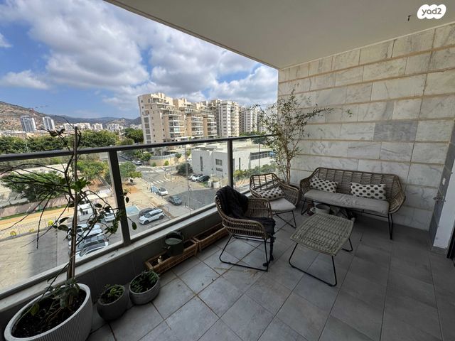 דירה, שדרות יצחק שמיר 14, גלי כרמל, טירת כרמל