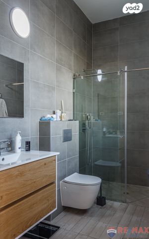 גג/ פנטהאוז, שדרות קדש 12, ברנע, אשקלון