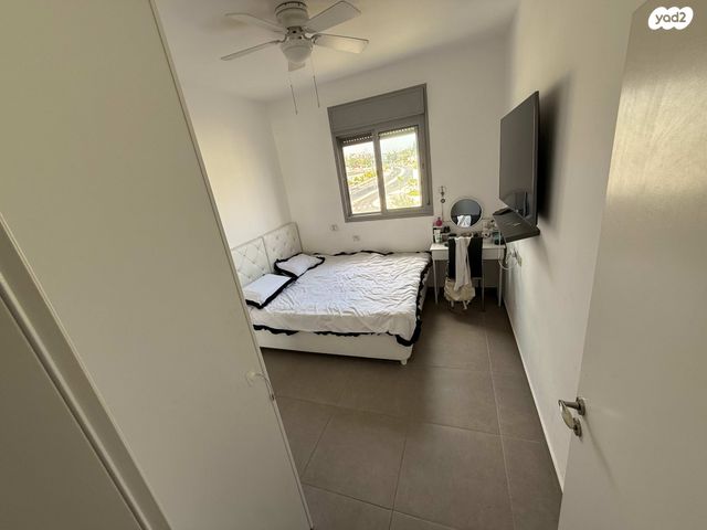 דירה, הכלניות, שדרות