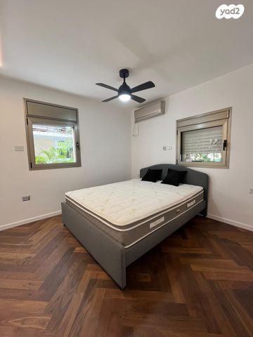 דירת גן, שדרות רוטשילד 120, לב תל אביב, לב העיר צפון, תל אביב יפו