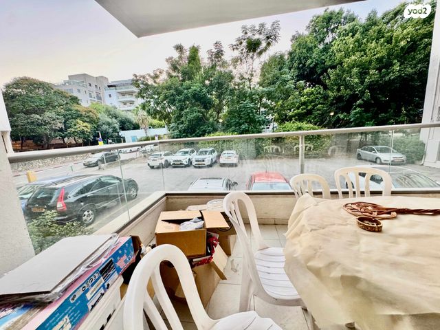 דירה, עקיבא, נווה דוד רמז, רעננה